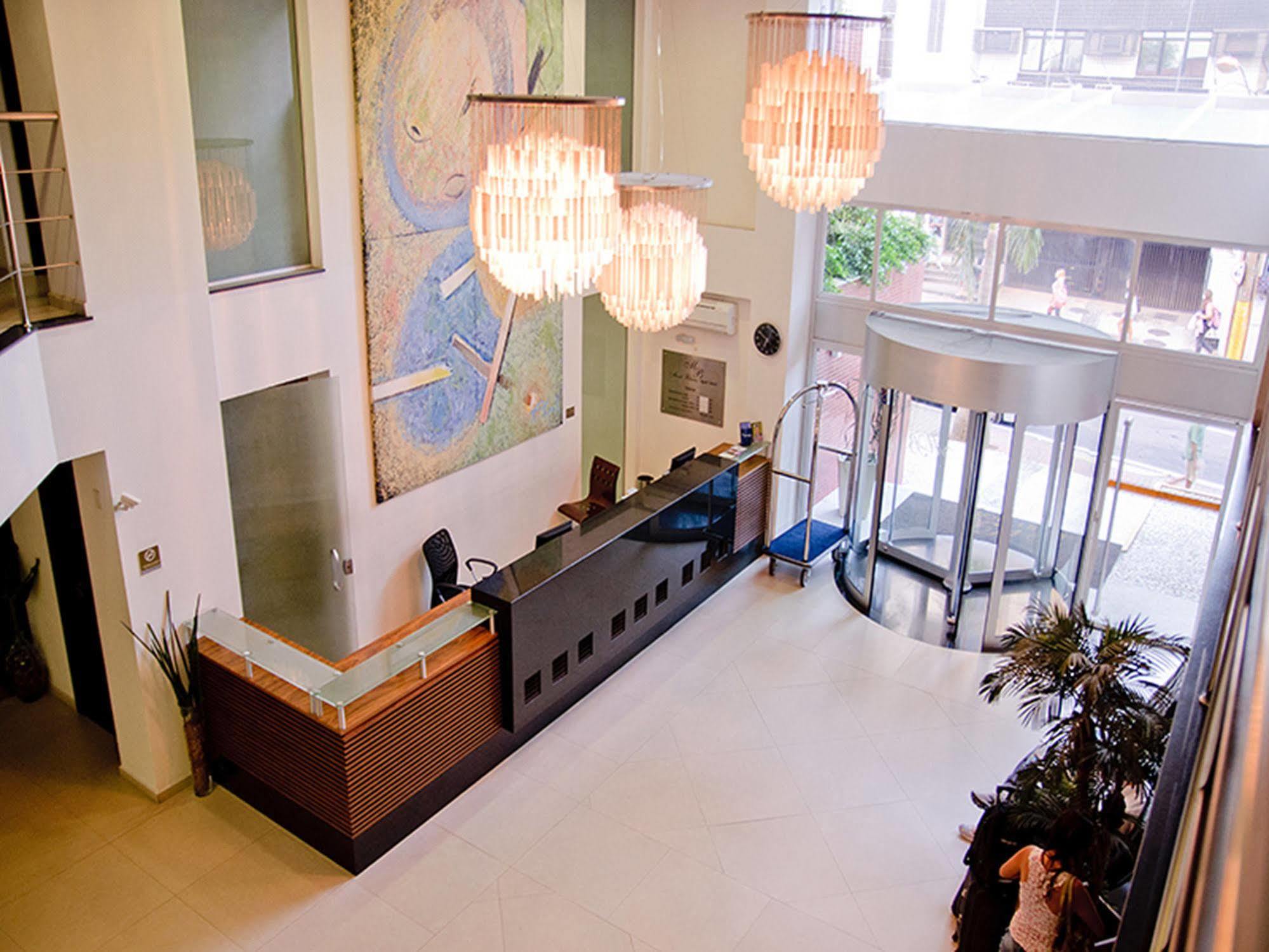 Mont Blanc Apart Hotel - ดูเก เด คาชิยาส ภายนอก รูปภาพ